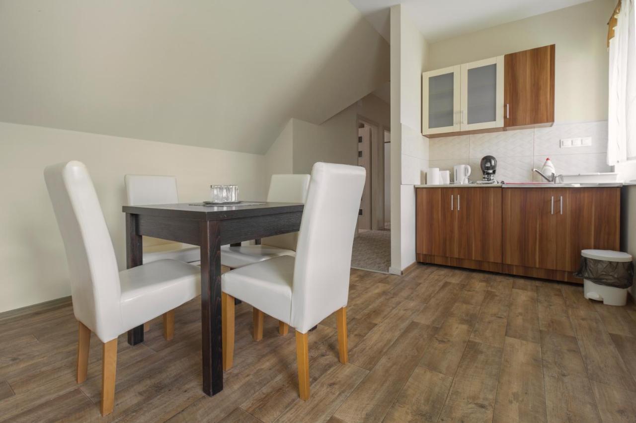 Ponty-Lak Panzio Guest House Davod Ngoại thất bức ảnh