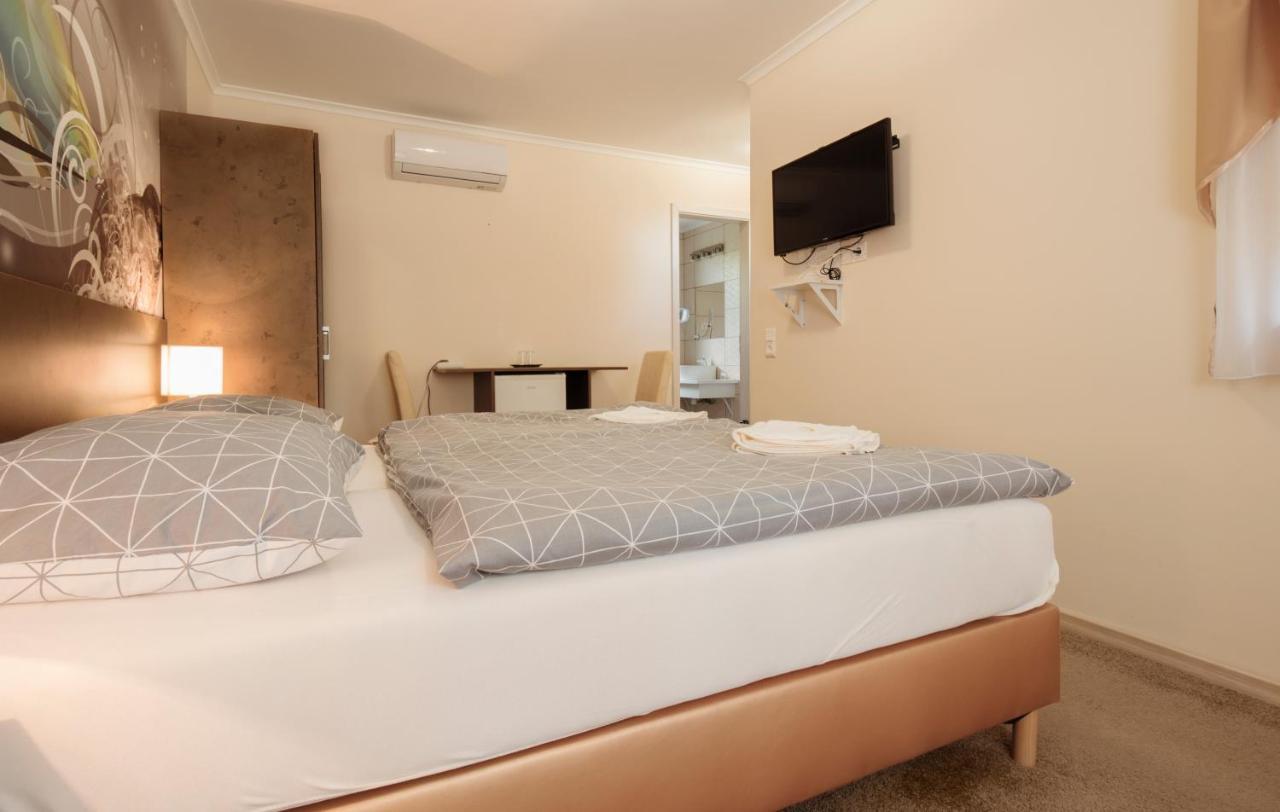 Ponty-Lak Panzio Guest House Davod Ngoại thất bức ảnh