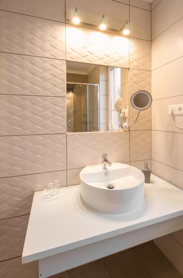 Ponty-Lak Panzio Guest House Davod Ngoại thất bức ảnh