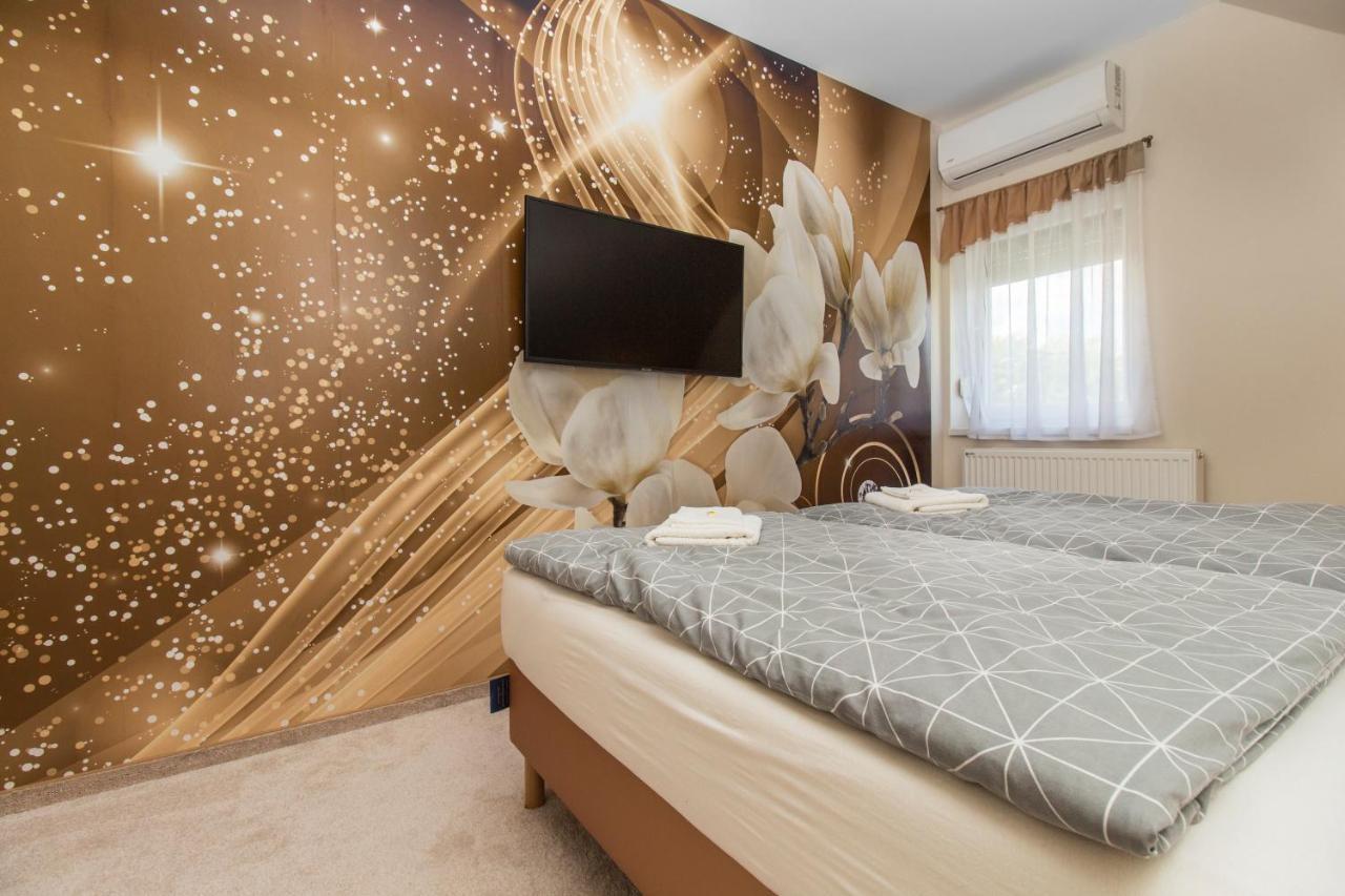 Ponty-Lak Panzio Guest House Davod Ngoại thất bức ảnh