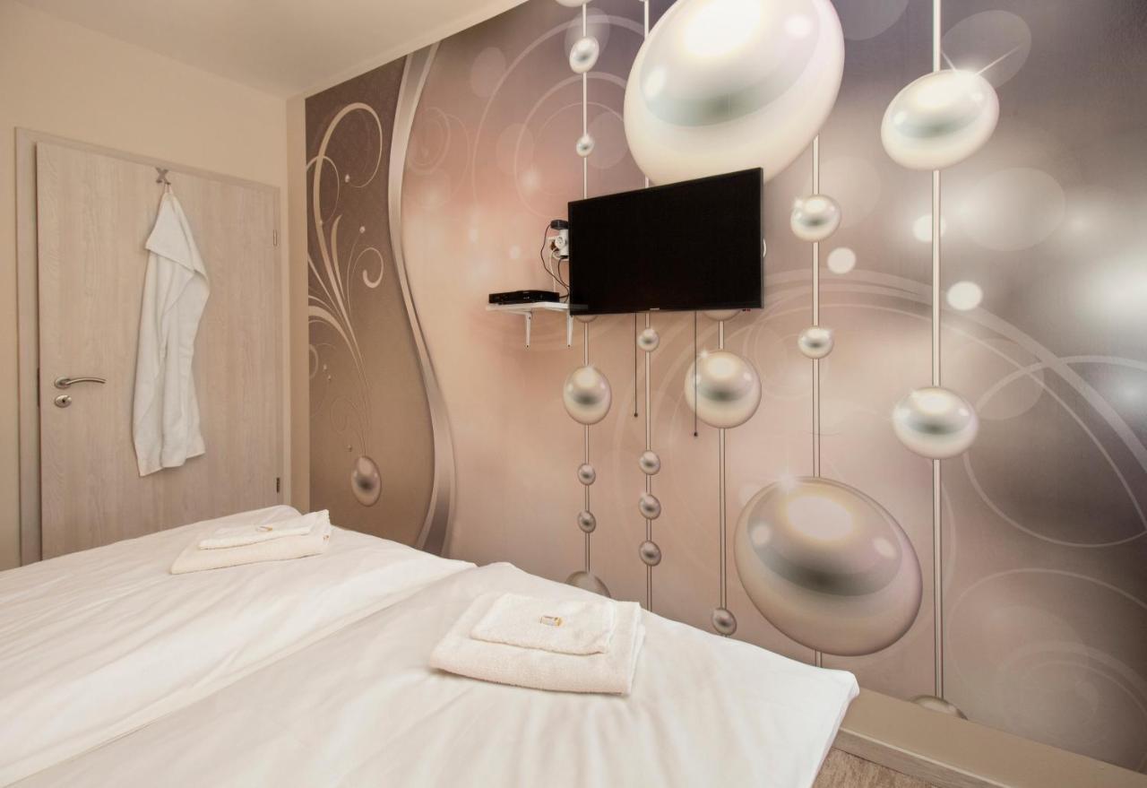 Ponty-Lak Panzio Guest House Davod Ngoại thất bức ảnh