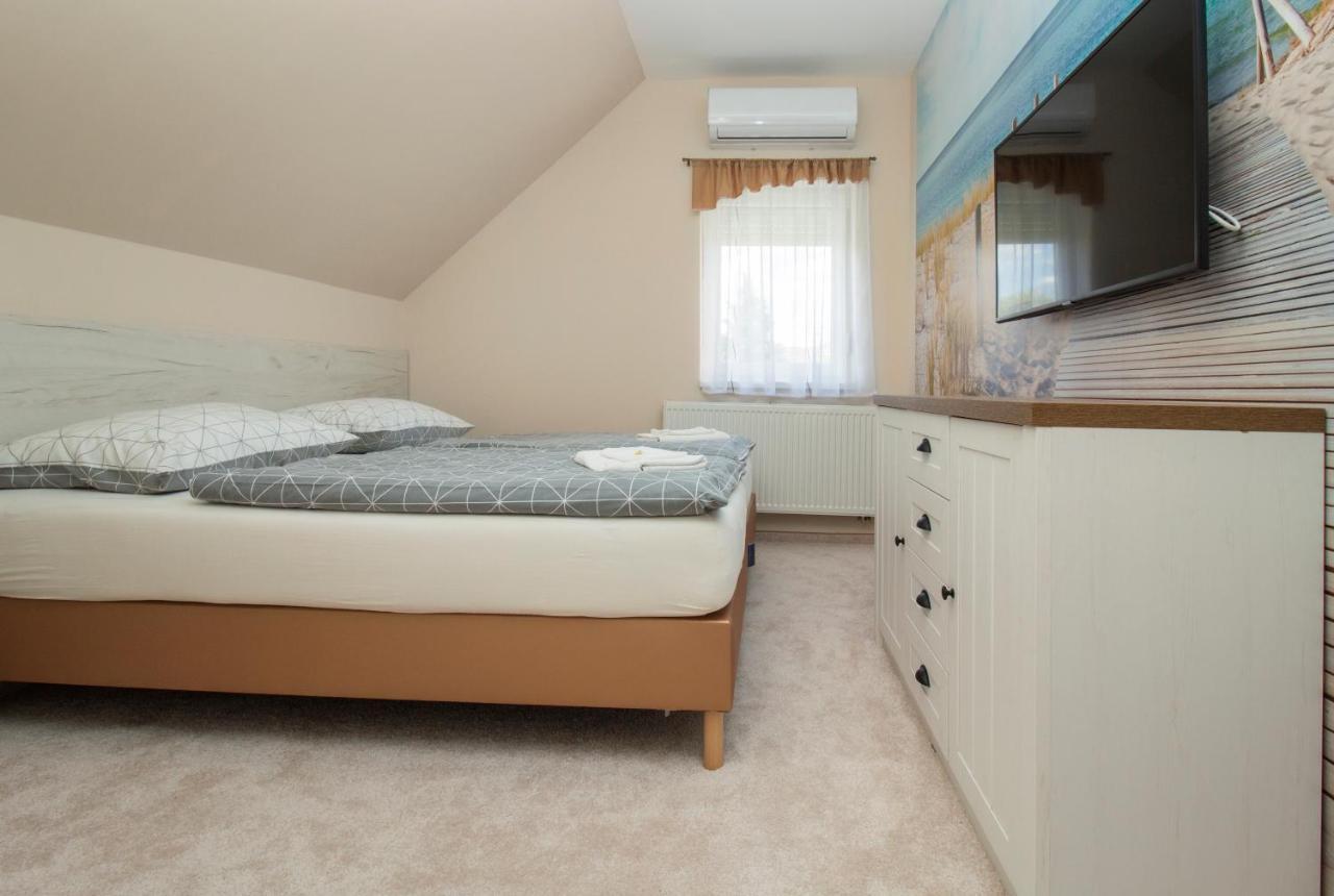 Ponty-Lak Panzio Guest House Davod Ngoại thất bức ảnh