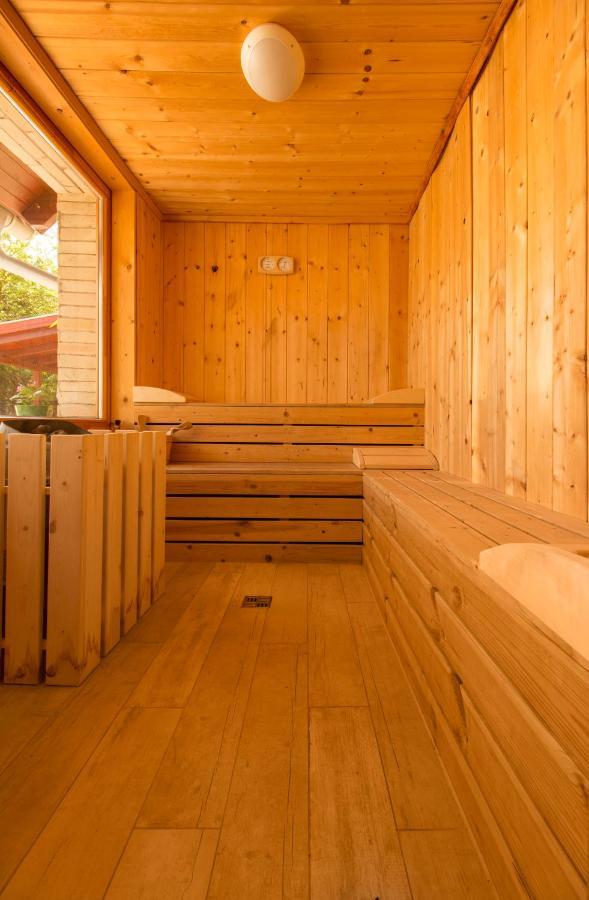 Ponty-Lak Panzio Guest House Davod Ngoại thất bức ảnh